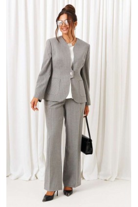 BEAUTIFUL-FREE 6416 полоска серая Костюм брючный