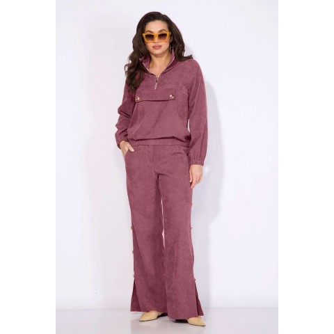 INPOINT 149 Костюм брючный